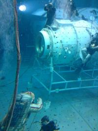 weightlessness simulator tank