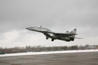 MiG-29, take off